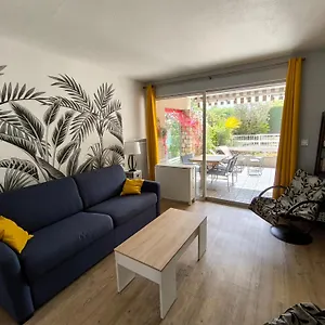 Appartement Le Soléa - Centre Résidence Le Club Avec Piscine Et Garage Pour 2-4 Personnes, Cassis